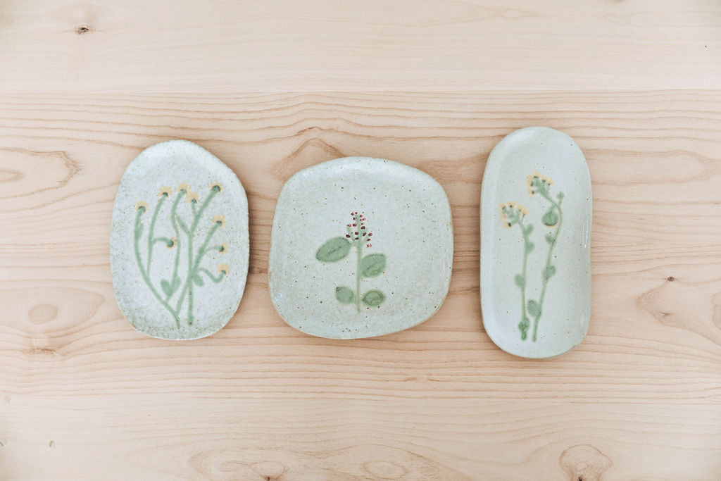 Botanical Stoneware Plate